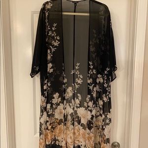 Torrid Floral Print Kimono